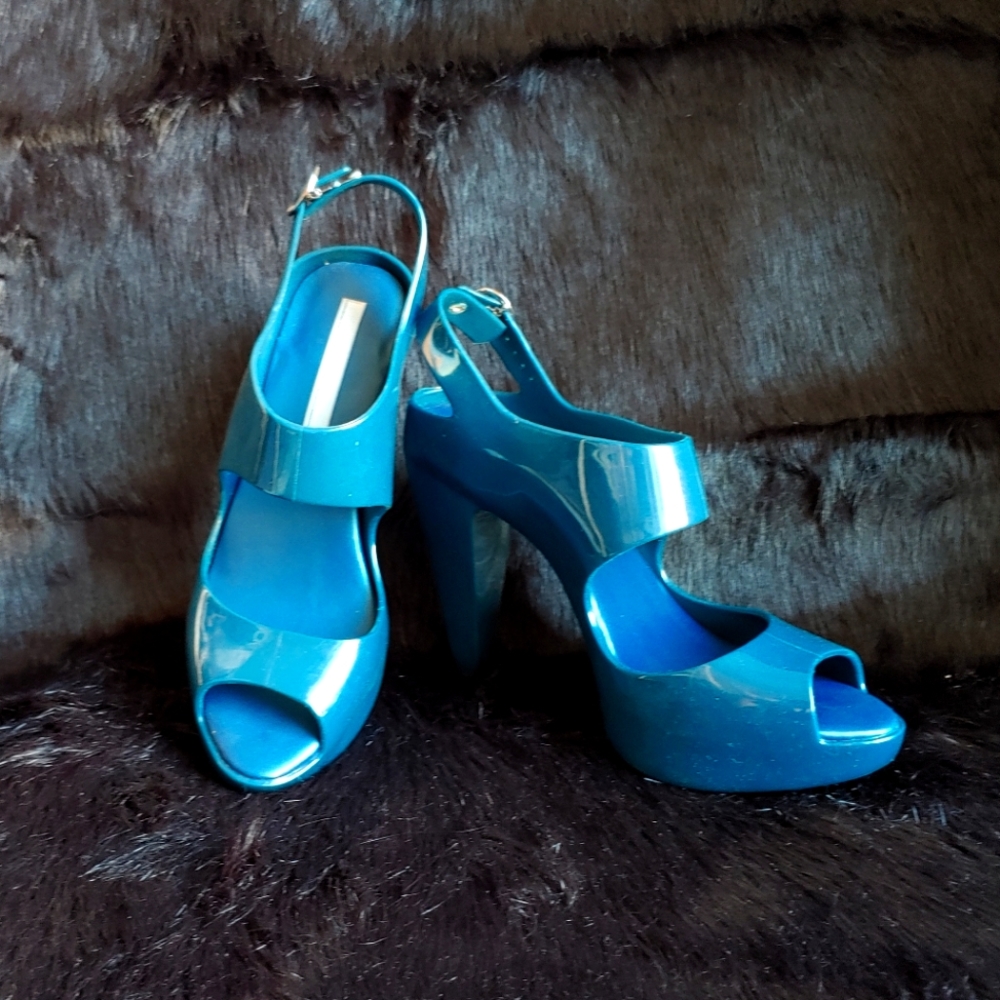 Melissa Amazonista II Navy Platform Heel Sandals 7 (7.5)